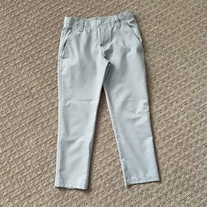 Boys silver Under Armour golf pant size XS